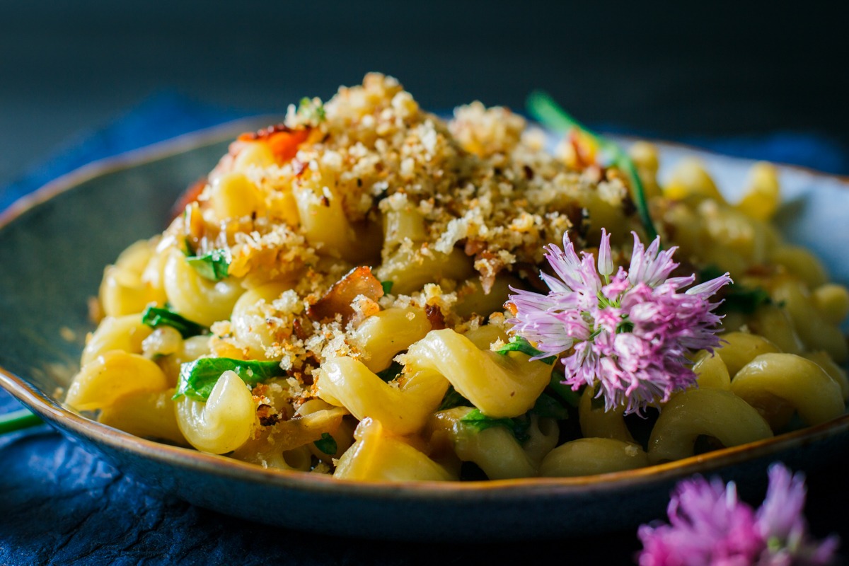 Caramelized Onion Bacon Pasta